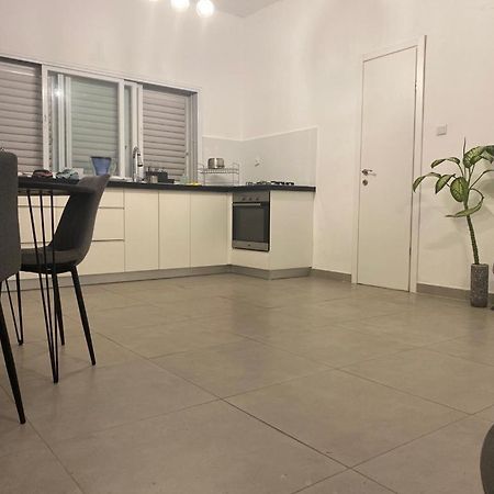 Апартаменты Apt Heart Tlv Arnon 50 Mt From Sea Тель-Авив Экстерьер фото